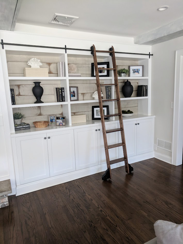 Living room Shelves with 90 Shaker Door - View 38