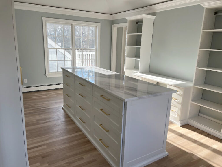 walk-in closet white with center island