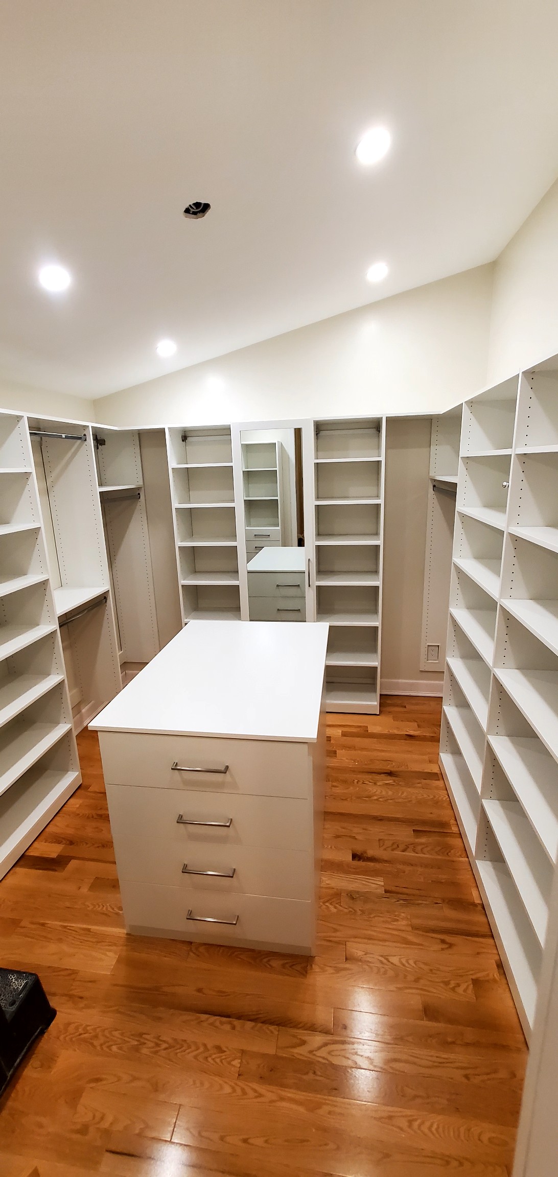 walk-in closet white with center island - View 12