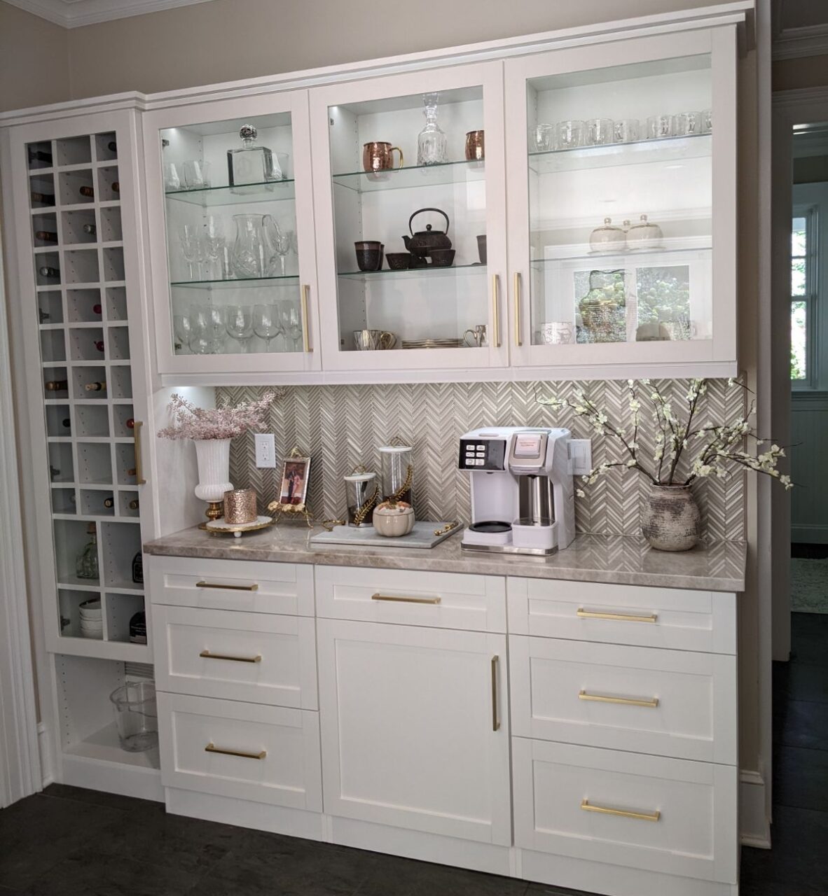 Wet Bar - Kitchen cabinets - Glass Insert Doors - Wine Storage