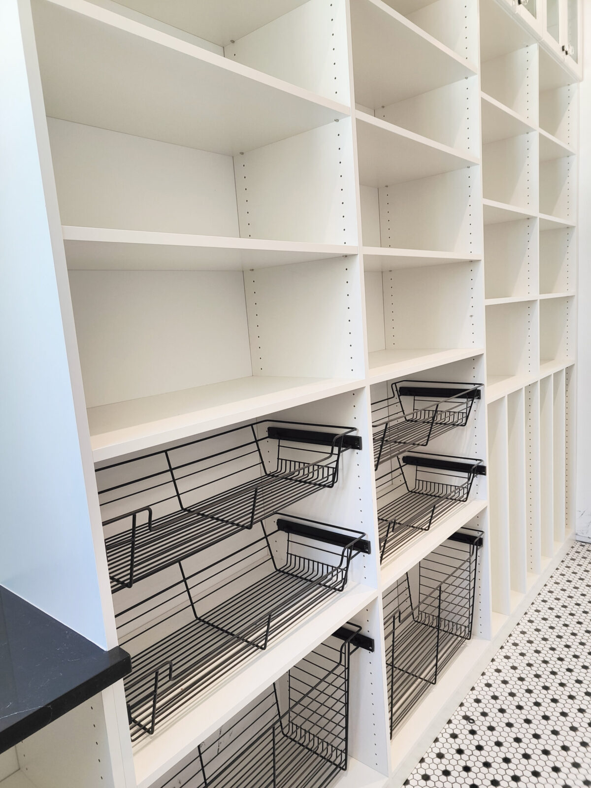 Large White Kitchen Pantry Room - View 31