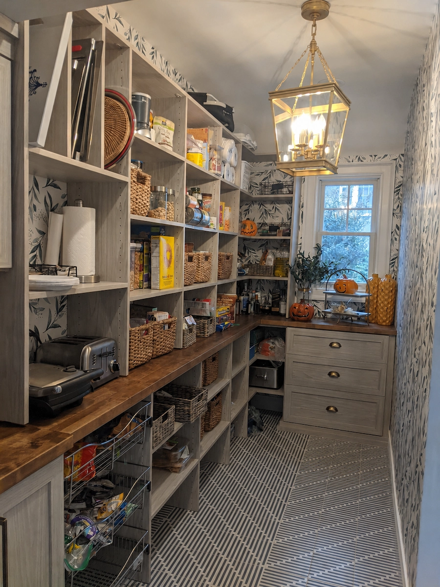 Custom Pantry Design that's designed for everyday flow.
